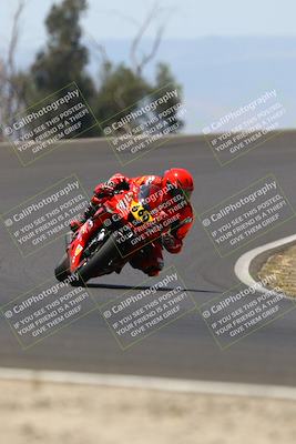 media/Jun-07-2025-TrackDaz (Sat) [[4413525952]]/A Group/12pm (Turn 2)/